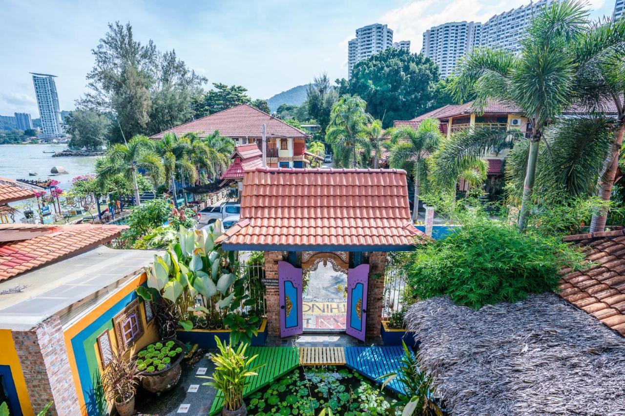 Lost Paradise Resort Batu Ferringhi Exterior foto