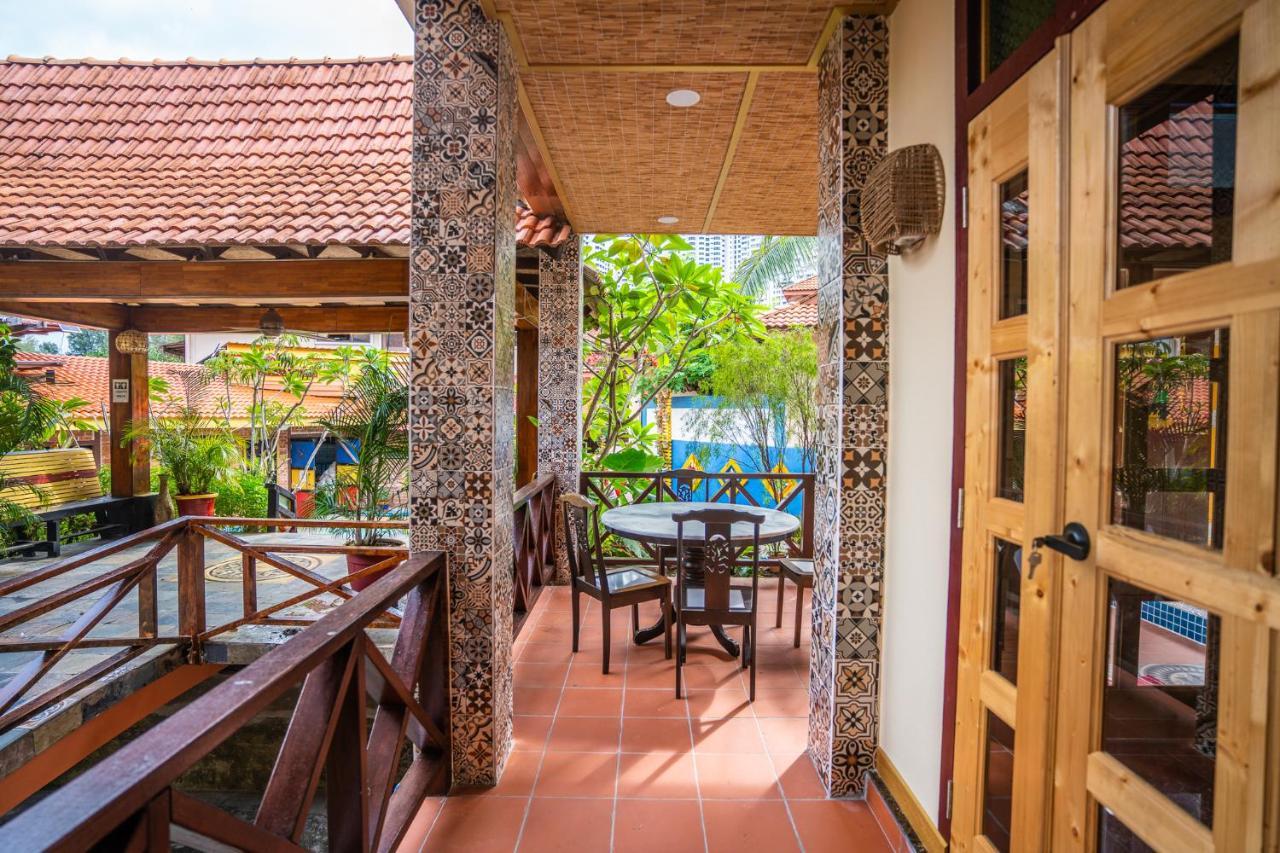Lost Paradise Resort Batu Ferringhi Exterior foto