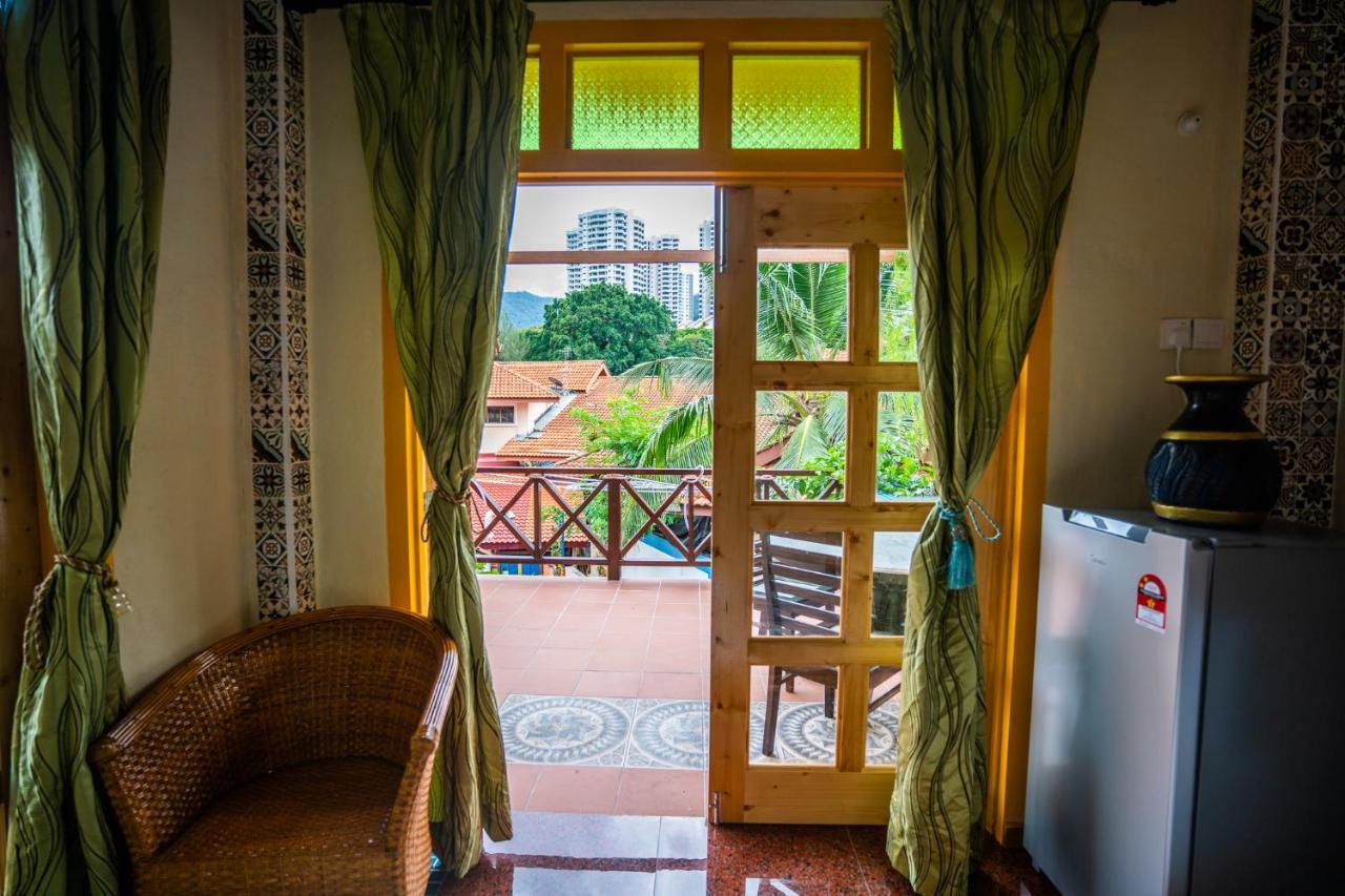 Lost Paradise Resort Batu Ferringhi Exterior foto
