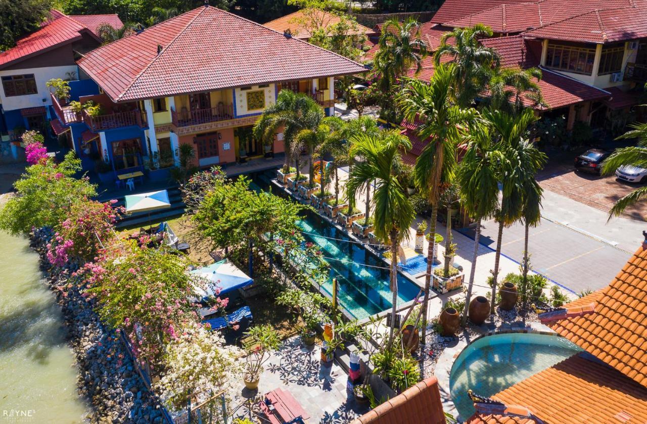 Lost Paradise Resort Batu Ferringhi Exterior foto